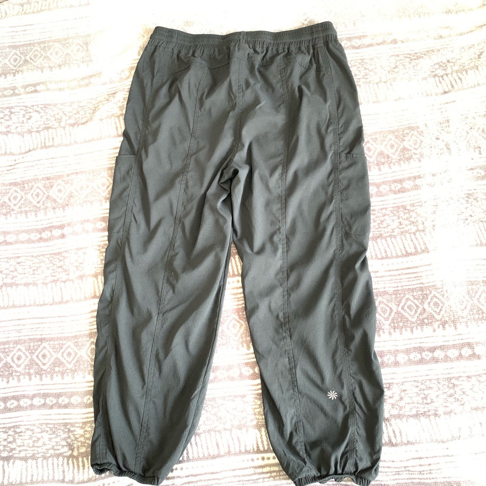 🔥ATHLETA GRILS 🔥 - Picture 5 of 5